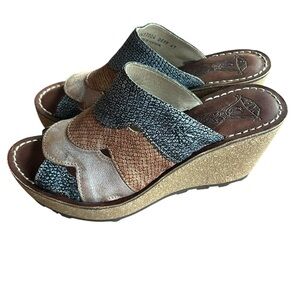 NWOB Fly London Multicolor Wedge Sandals Size 41